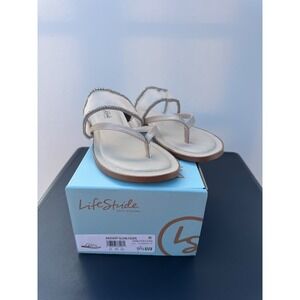 LifeStride Radiant Glow Taupe Embellished‎ Thong Sandals Size 9.5W Women's Shoes